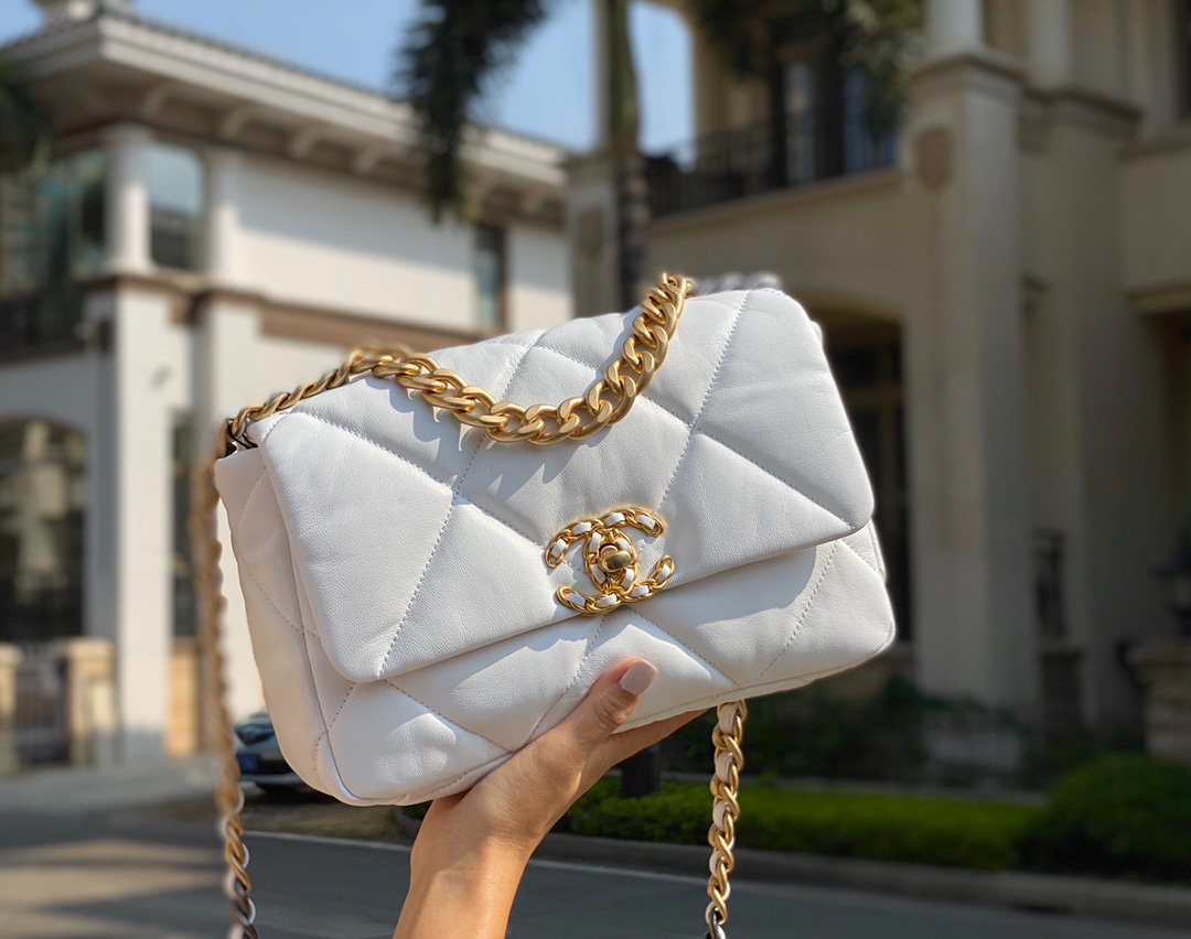 Túi Chanel Flap Bag White Medium