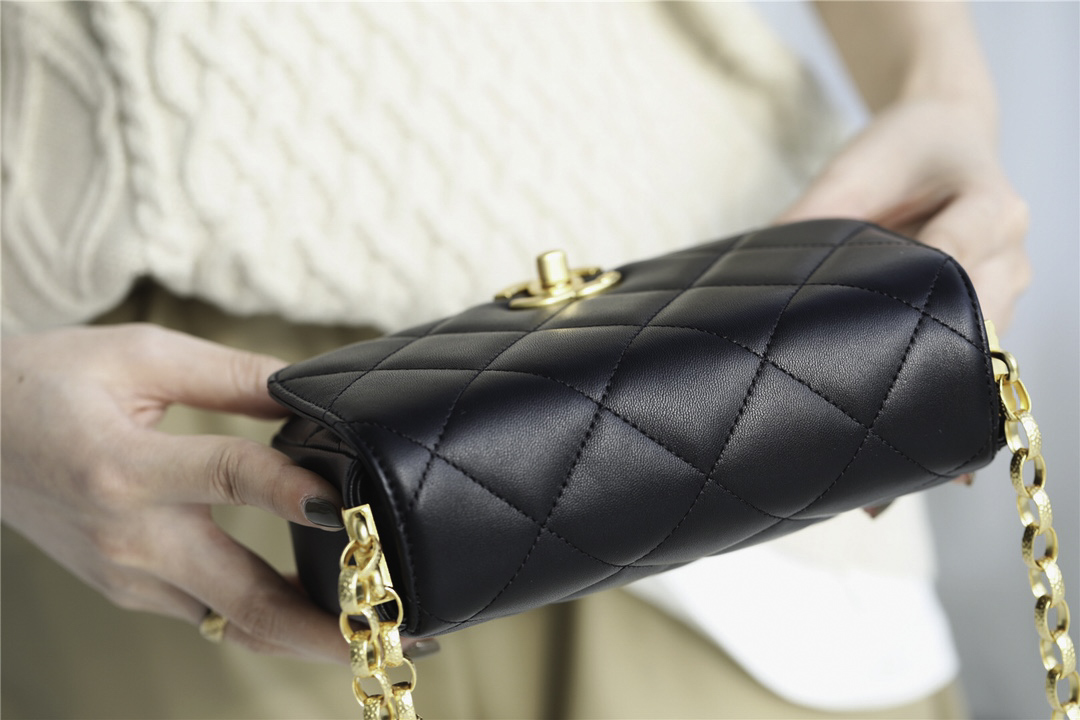 Túi Chanel Folding Bag Sheepskin Black