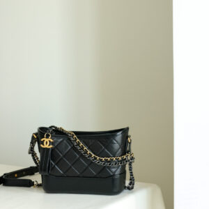 Túi Chanel Gabrielle Calfskin Small Hobo Shoulder Bag Black