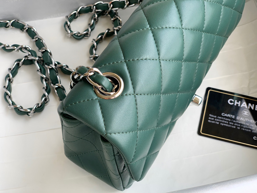 Túi Chanel Mini Rectangular Flap Bag Green Lambskin Light Gold Hardware