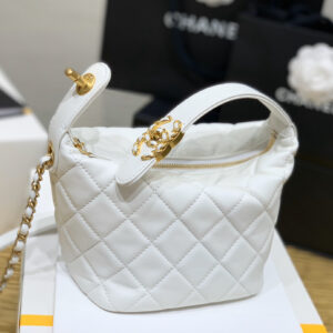 Túi Chanel Perfect Meeting Hobo Quilted Lambskin Small