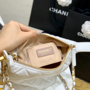 Túi Chanel Perfect Meeting Hobo Quilted Lambskin Small