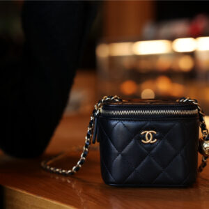 Túi Chanel Small Classic Box On Chain Lambskin Black