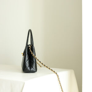 Túi Chanel Small Kelly Shopper Black Shiny Aged Calfskin Brushed Gold Hardware