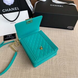 Túi Chanel Vertical Boy Caviar Blue