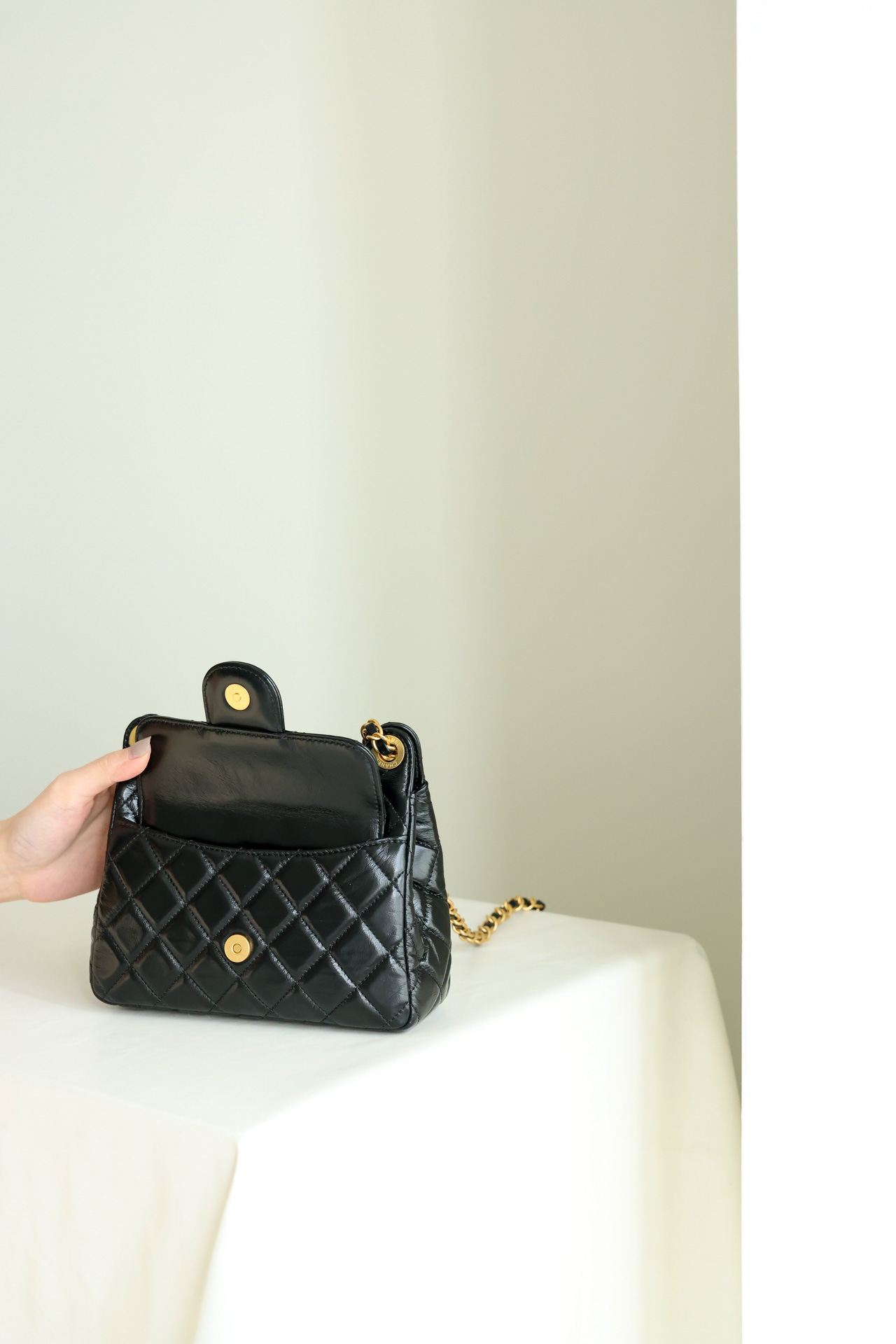 Túi Đeo Chéo Nữ Chanel 31 Small Bag Calfskin Black Màu Đen