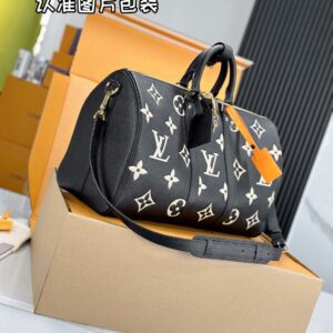 Túi Keepall Bandoulière 45 Leather Embossed With Monogram Empreinte Pattern Black (45 x 27 x 20 cm)