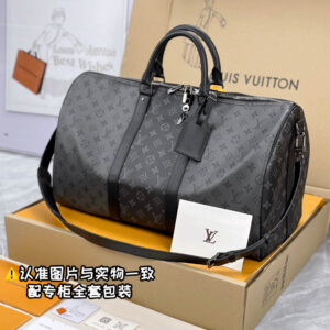 Túi Keepall Bandoulière 50 Monogram Eclipse Canvas and Monogram Eclipse Reverse (50 x 29 x 23 cm)