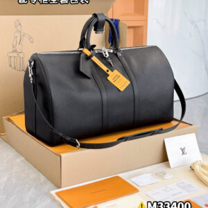 Túi Keepall Bandoulière 50 Taiga Leather Is Super Soft Black (50 x 29 x 23 cm)