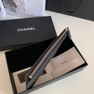 Ví Chanel Black Quilted Caviar Leather Phone