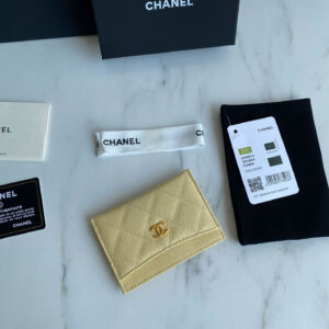 Ví Chanel Caviar Quilted Card Holder Yellow