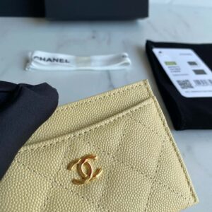 Ví Chanel Caviar Quilted Card Holder Yellow