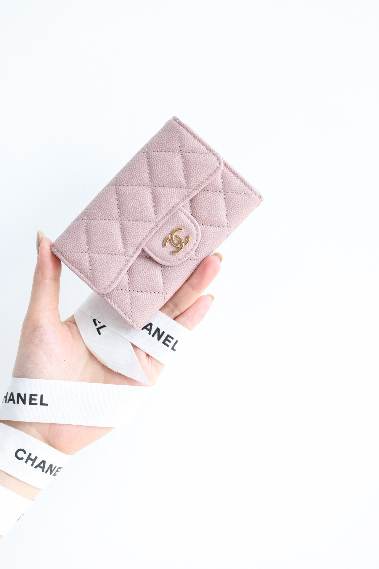 Ví Chanel Caviar Quilted Flap Card Holder Lilac Rose Clair Gold Hardware