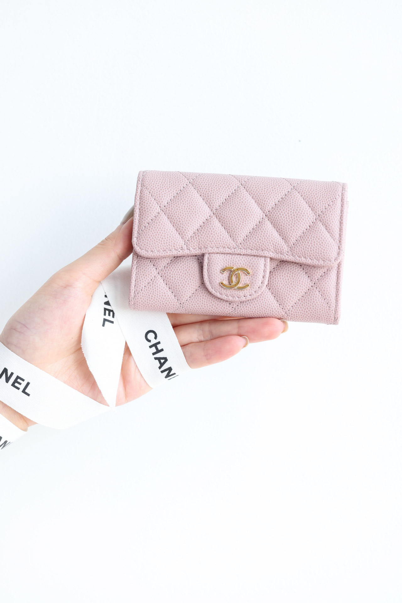 Ví Chanel Caviar Quilted Flap Card Holder Lilac Rose Clair Gold Hardware