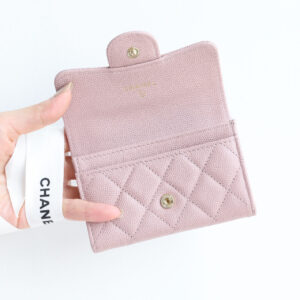 Ví Chanel Caviar Quilted Flap Card Holder Lilac Rose Clair Gold Hardware