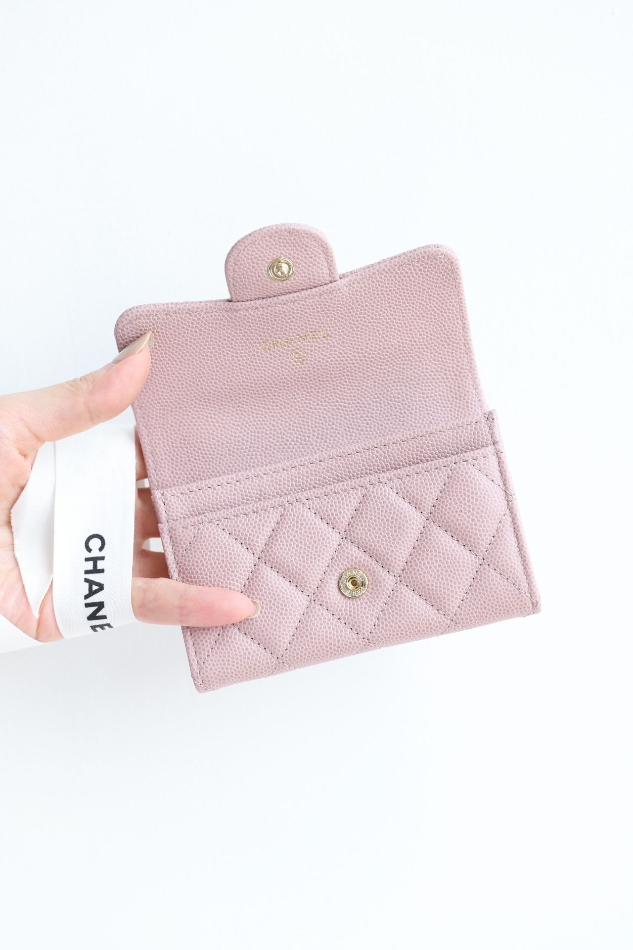 Ví Chanel Caviar Quilted Flap Card Holder Lilac Rose Clair Gold Hardware