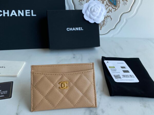 Ví Chanel Classic Card Holder Beige