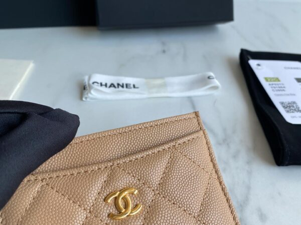 Ví Chanel Classic Card Holder Beige