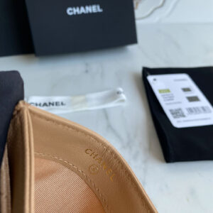 Ví Chanel Classic Card Holder Beige