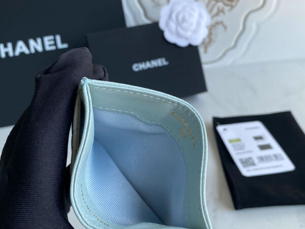 Ví Chanel Classic Card Holder Blue Baby