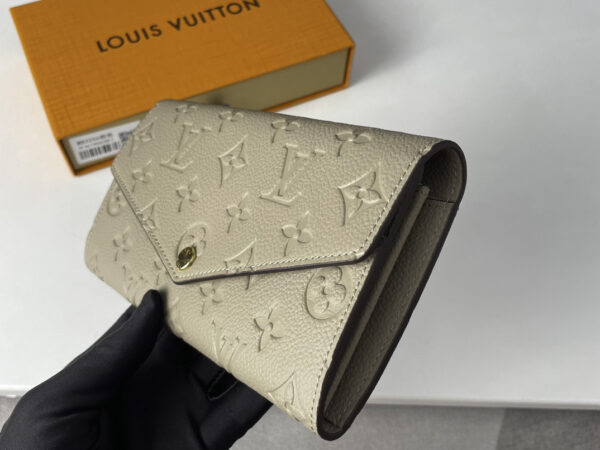 Ví Dài Nữ Louis Vuitton Sarah Wallet Monogram