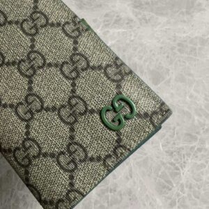 Ví Đựng Thẻ Gucci Canvas GG Supreme Bifold Green