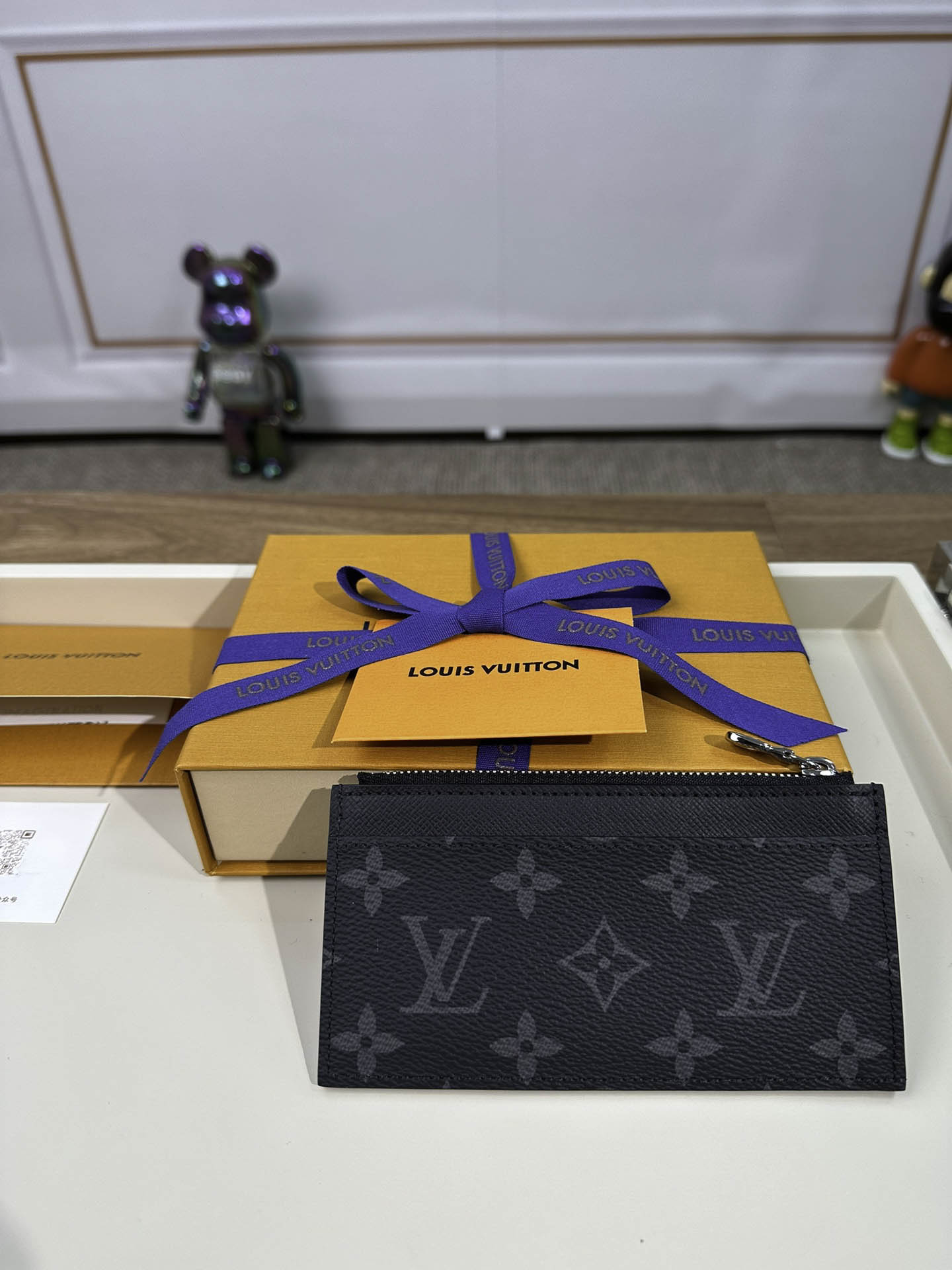 Ví đựng thẻ Louis Vuitton Họa Tiết Monogram Xám Đen