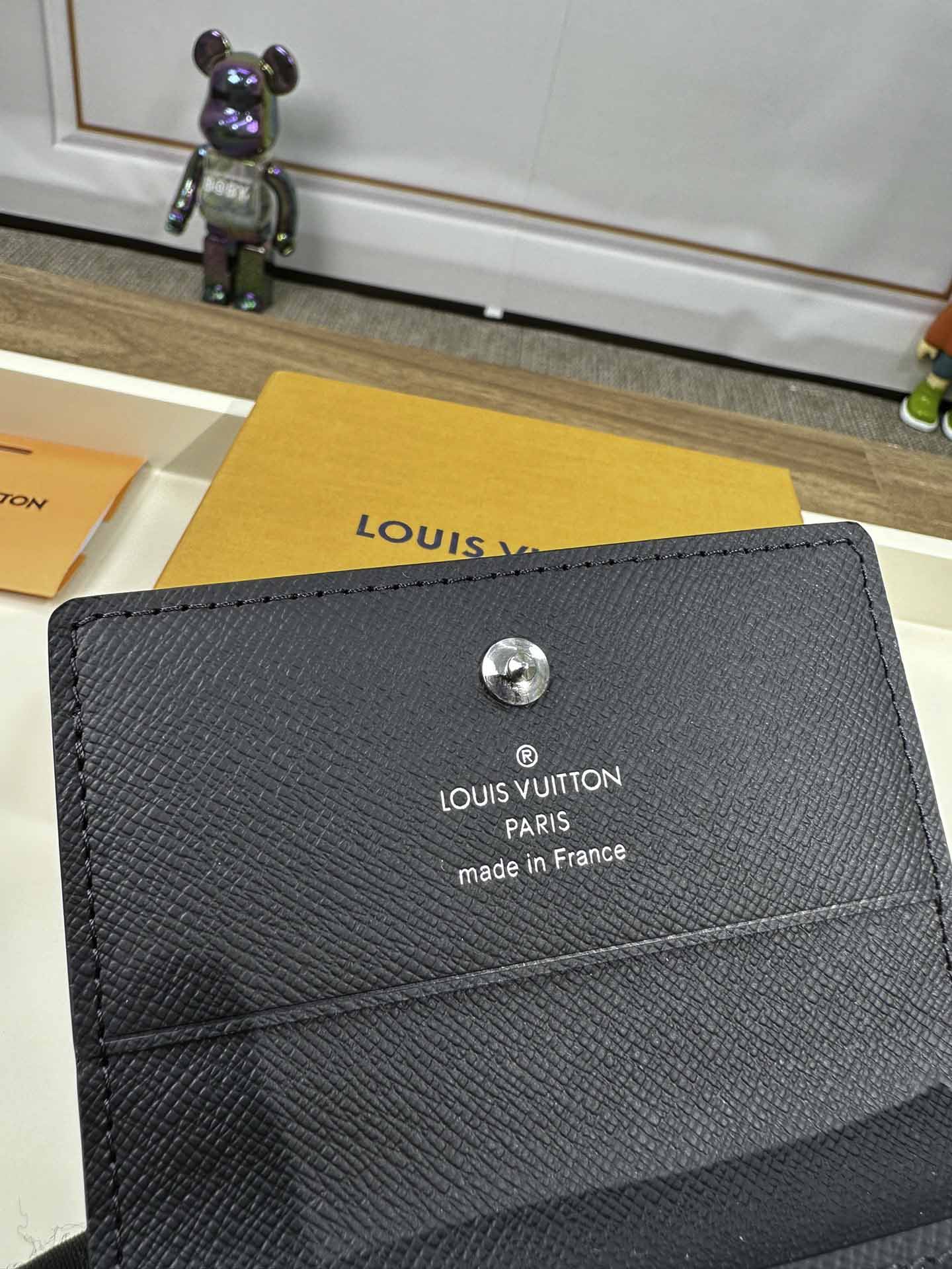 Ví Đựng Thẻ Louis Vuitton LV Envelope Màu Đen