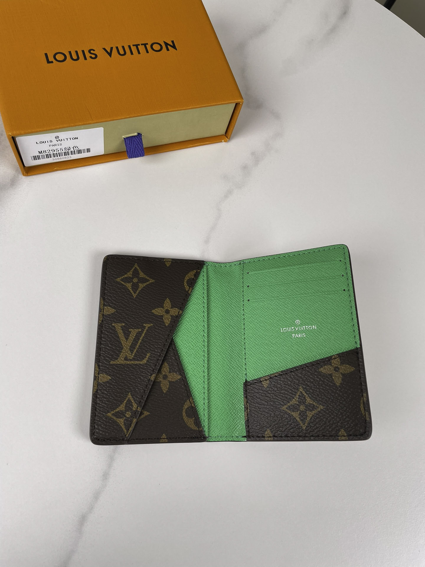 Ví Đựng Thẻ Louis Vuitton Passport Cover Colormania Green