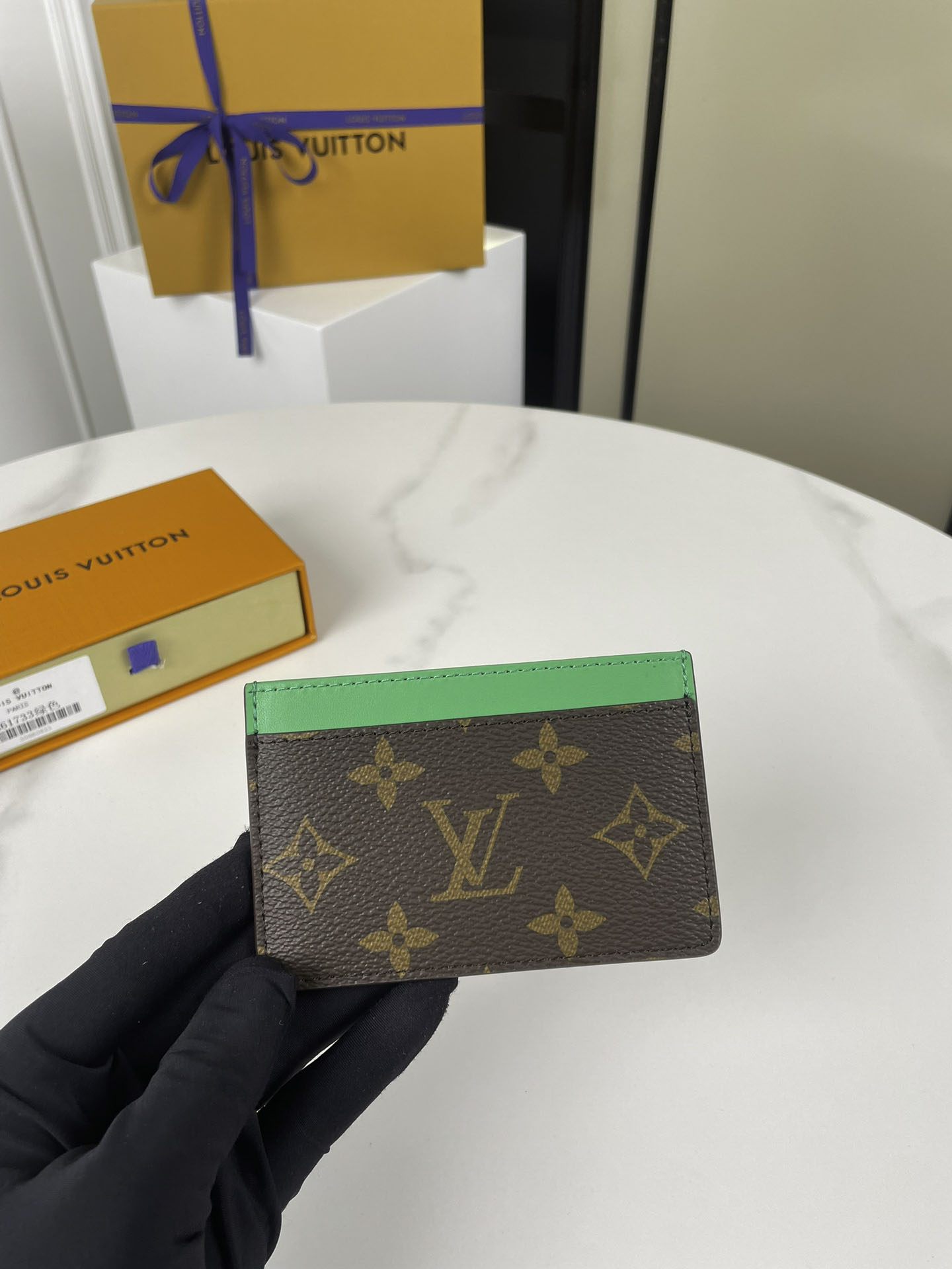 Ví Đựng Thẻ Louis Vuitton PM Colormania Green