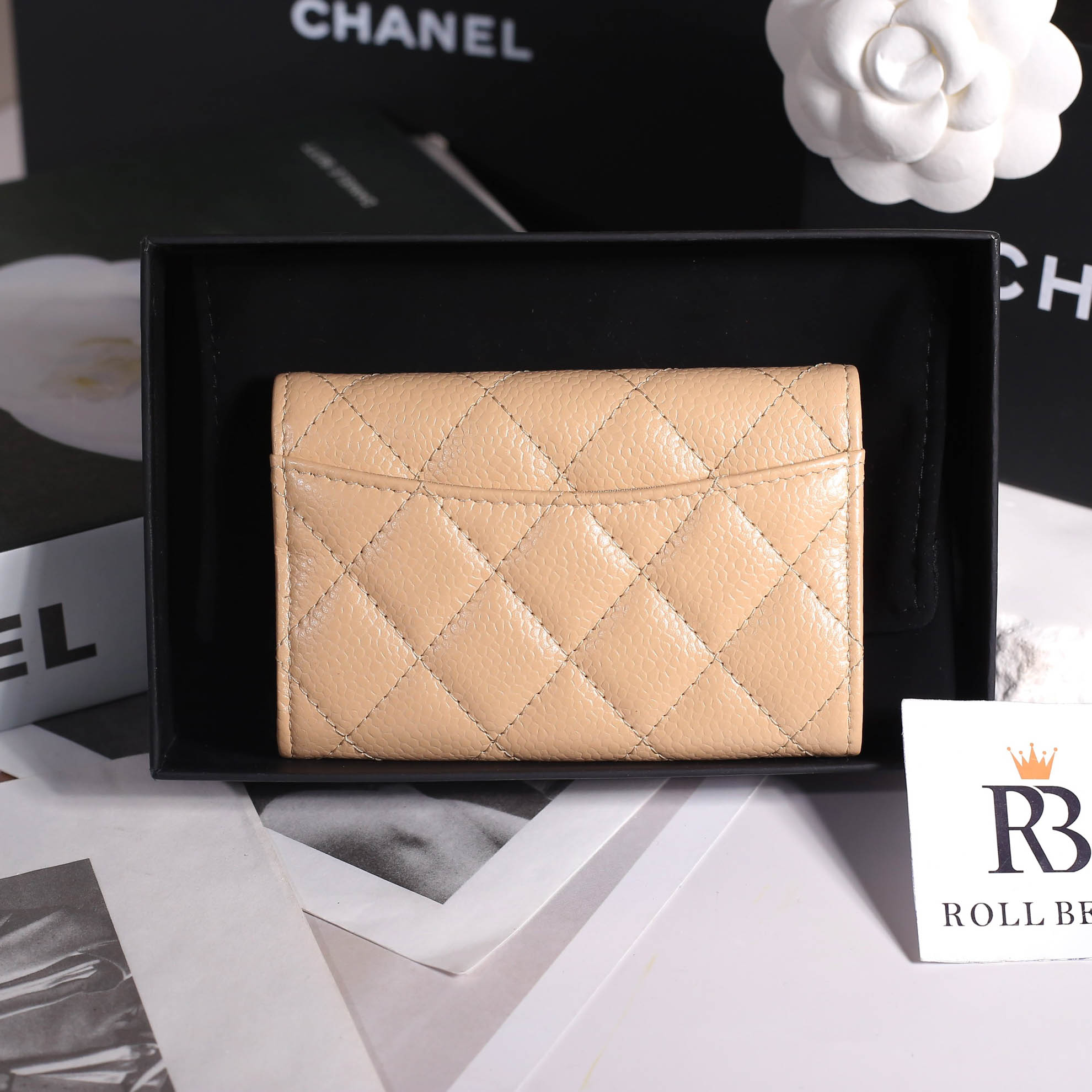 Ví Đựng Thẻ Chanel Caviar Quilted Flap Card Holder Wallet Beige