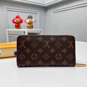 Ví Louis Vuitton Monogram Unisex Plain Leather Long Wallet Logo Long Wallets