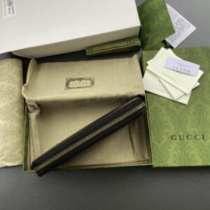 Ví Nam Dài Gucci GG Marmont Black Leather Zip