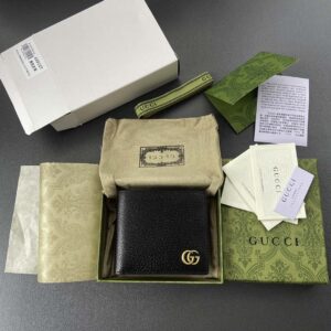 Ví Nam Ngắn Gucci GG Marmont Black Leather