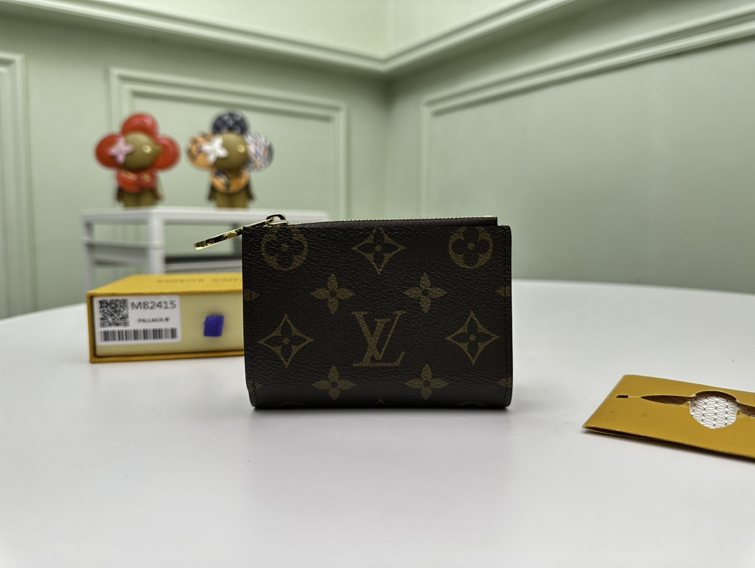 Ví Ngắn Nữ Louis Vuitton Monogram Lisa Wallet 