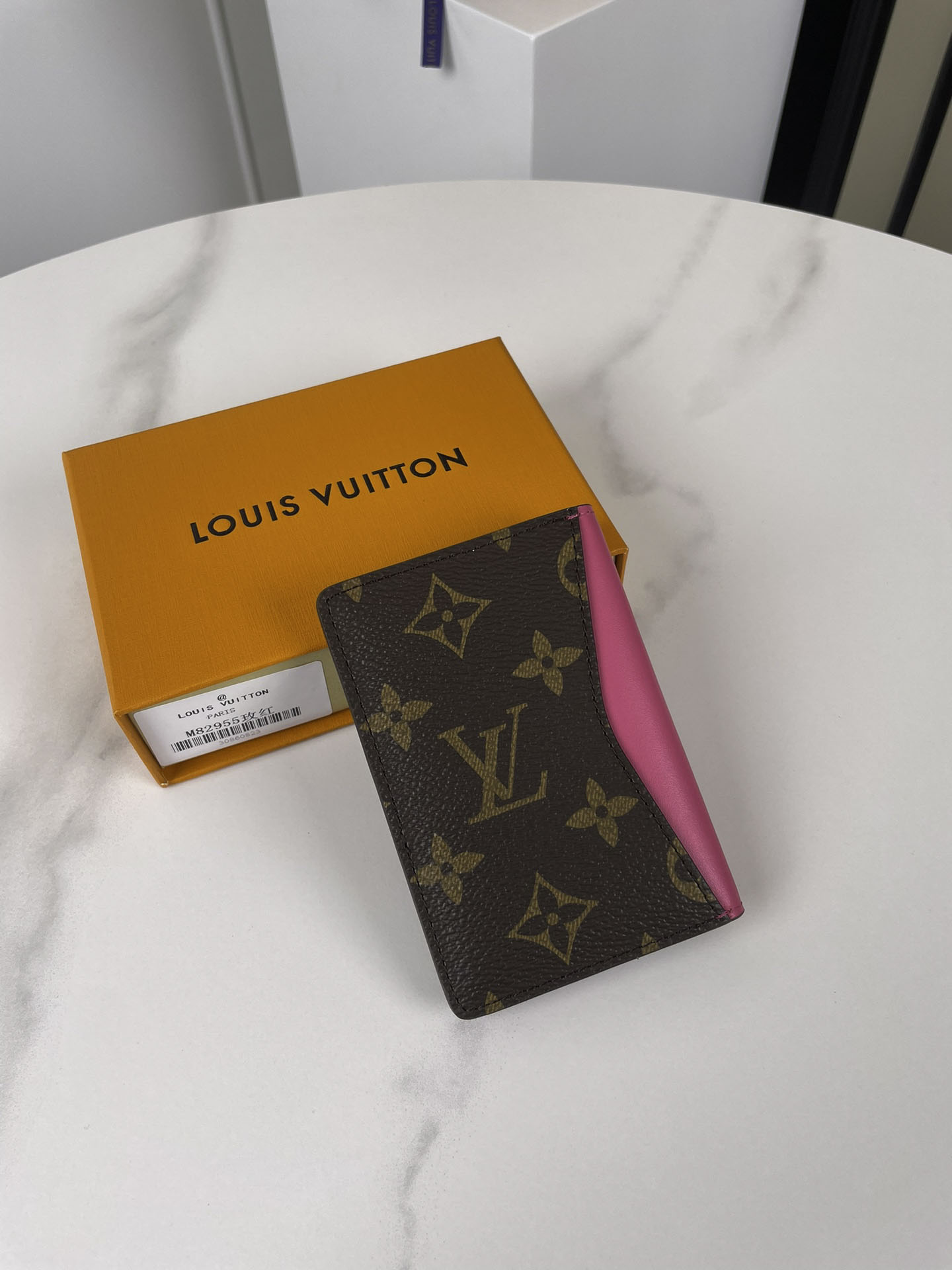 Ví Nữ Louis Vuitton Passport Cover Colormania Pink