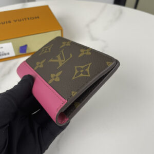 Ví Nữ Louis Vuitton Passport Cover Colormania Pink