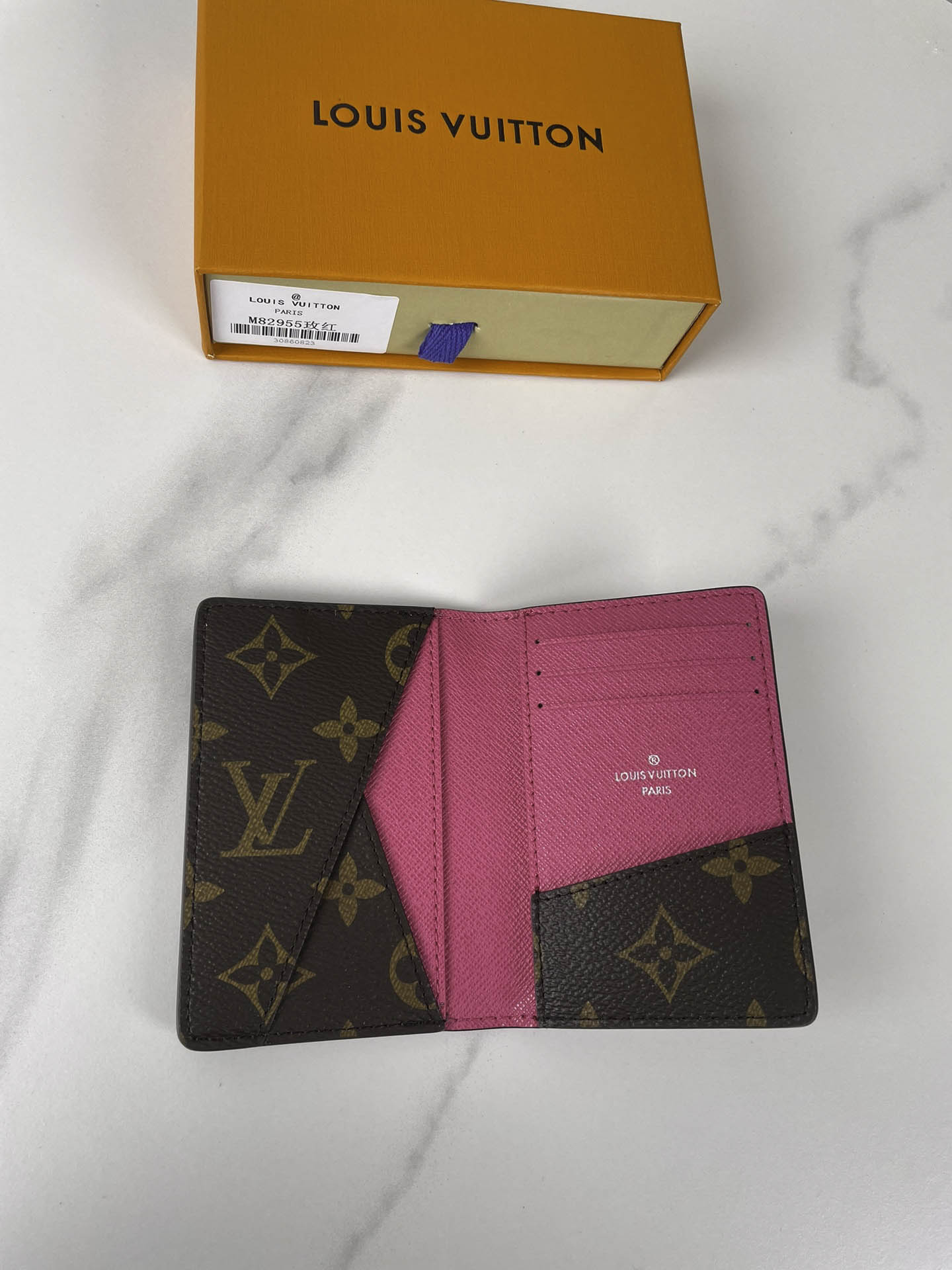 Ví Nữ Louis Vuitton Passport Cover Colormania Pink