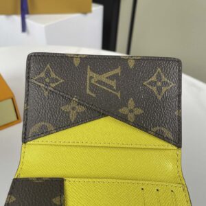 Ví Nữ Louis Vuitton Passport Cover Colormania Yellow