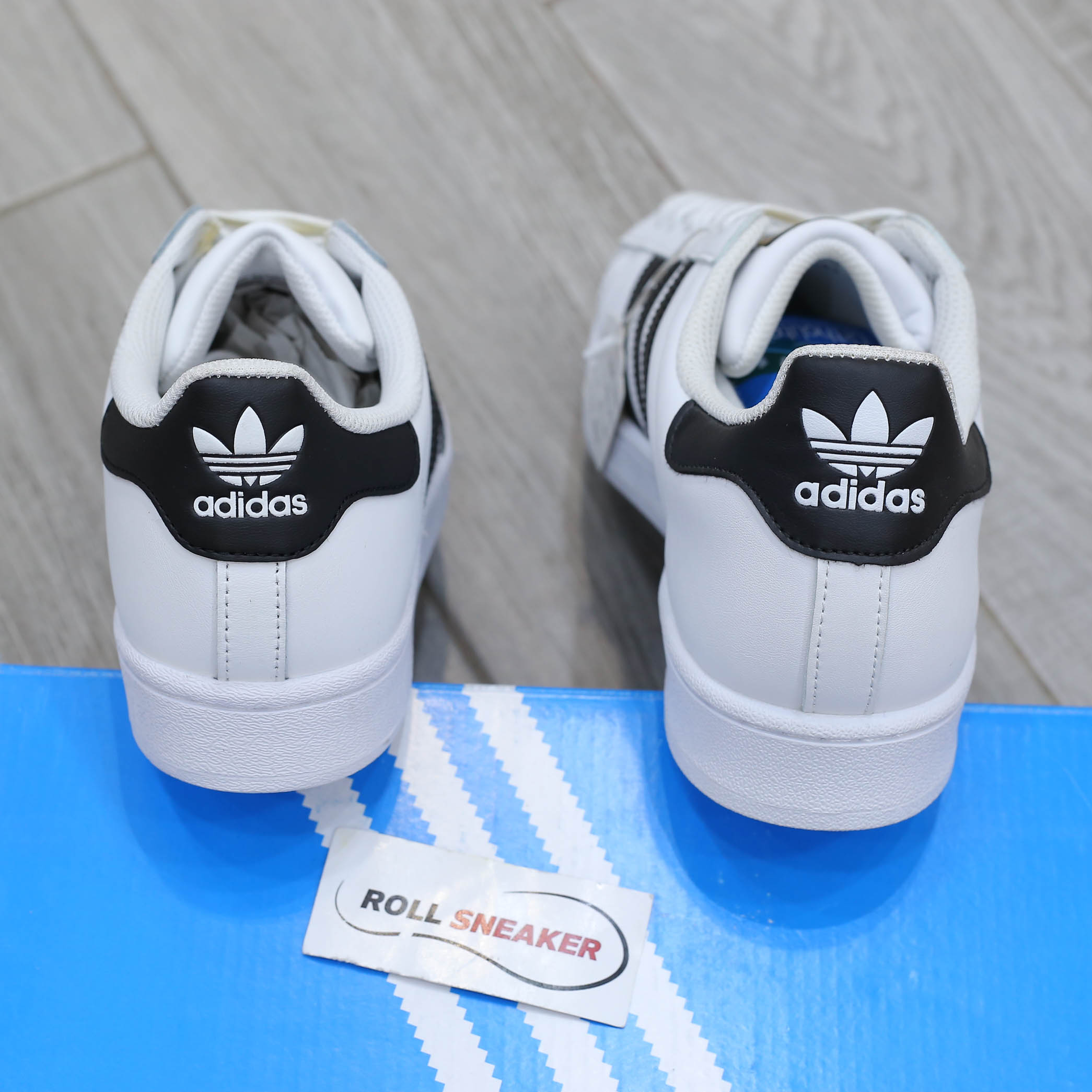 Giày Adidas Superstar trắng sọc đen