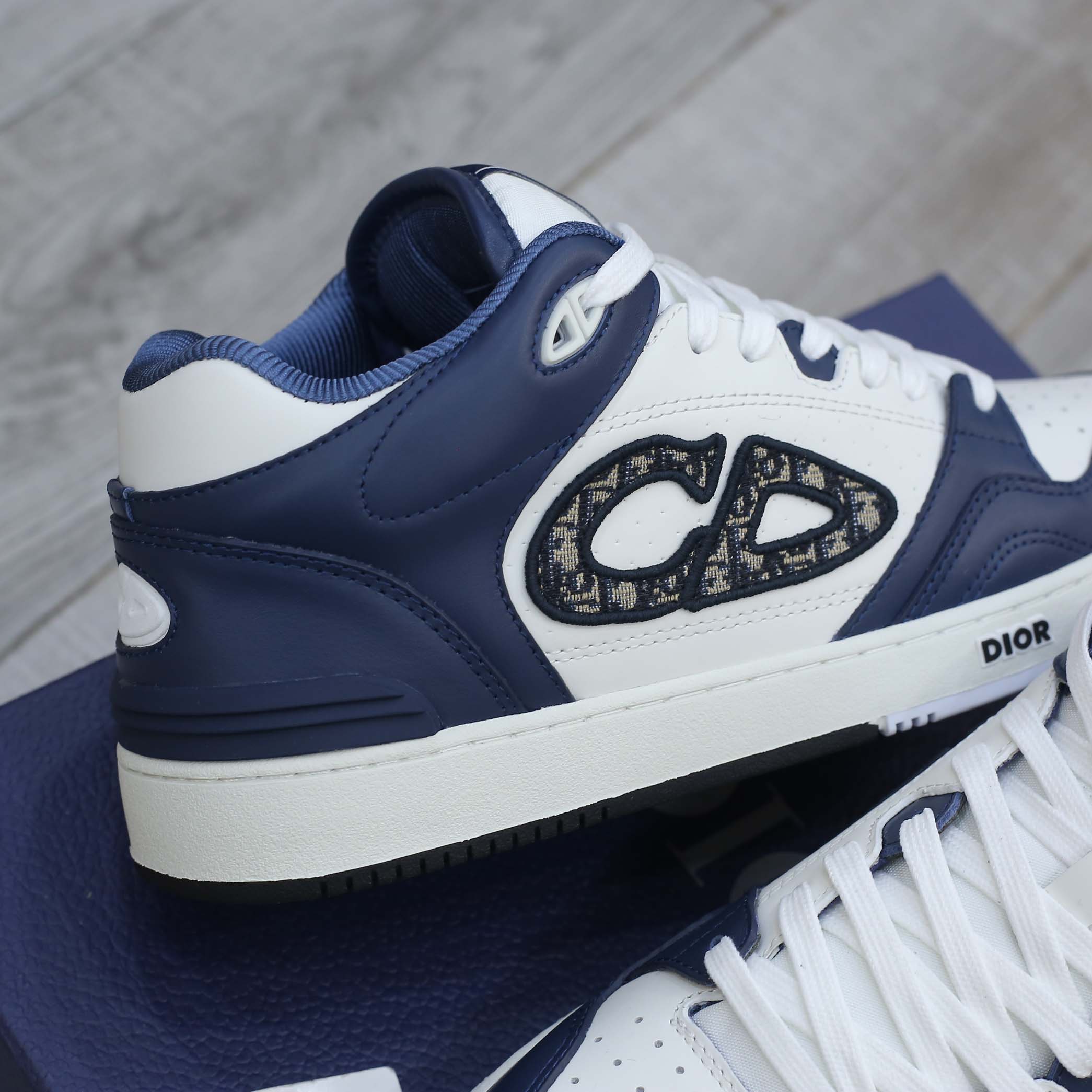 Giày Dior B57 Mid Navy Blue White Dior Oblique Jacquard