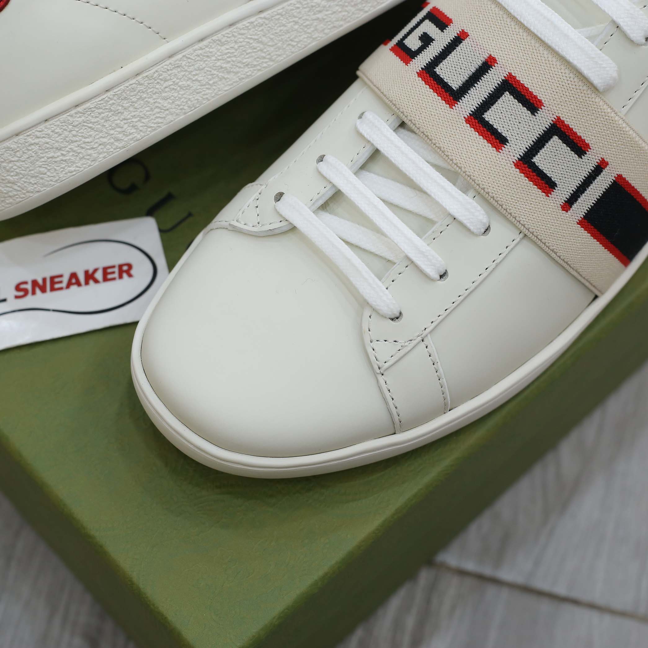 Giày Gucci Ace Stripe