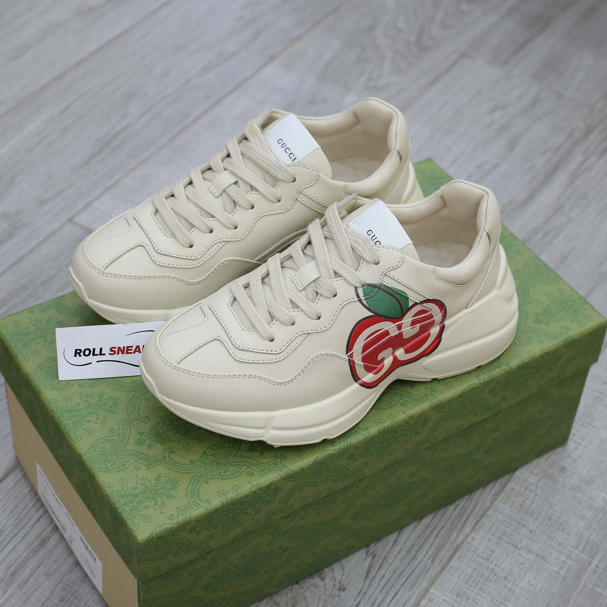 Giày Gucci GG Rhyton Apple sneaker