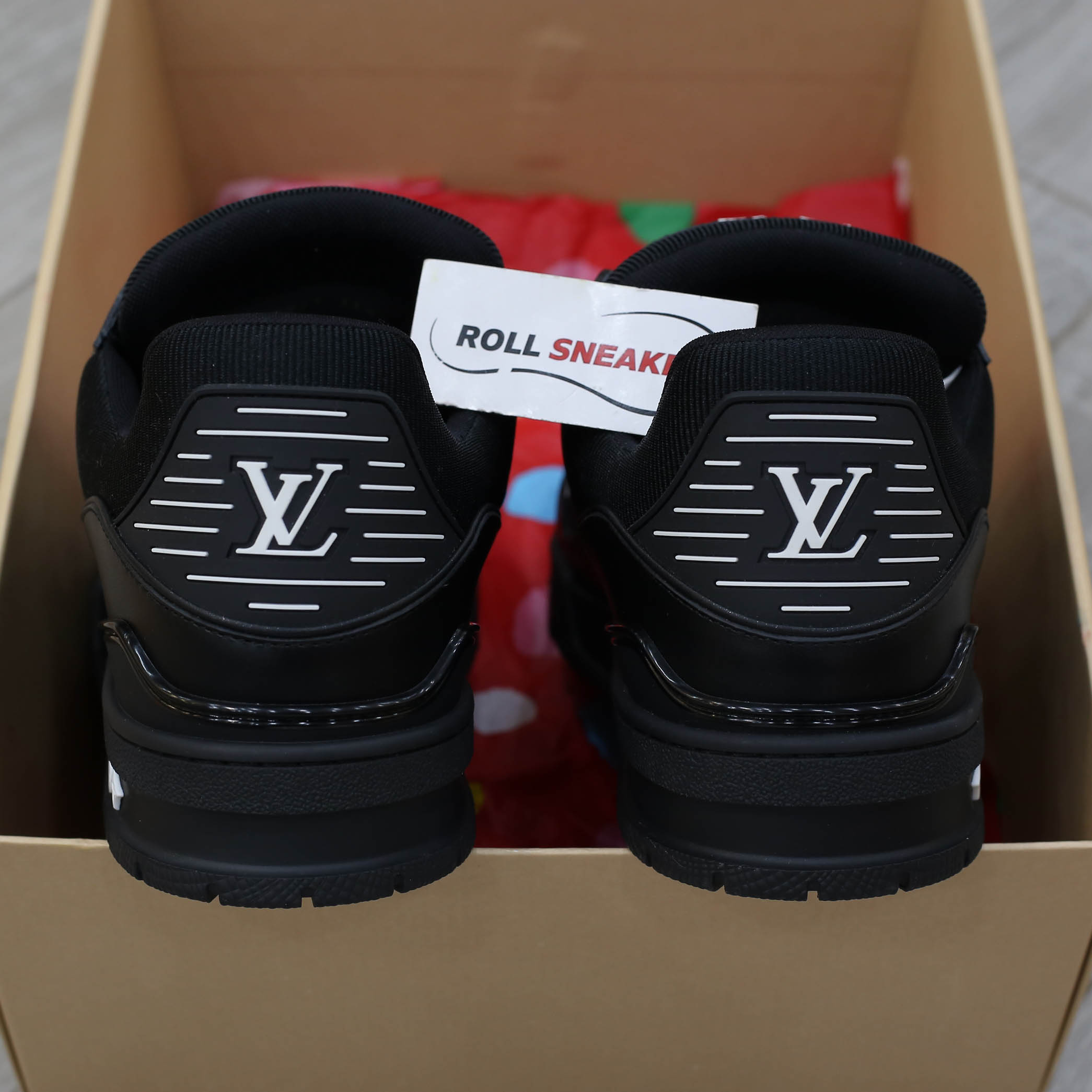 Giày Louis Vuitton LV Trainer Black Leather Monogram