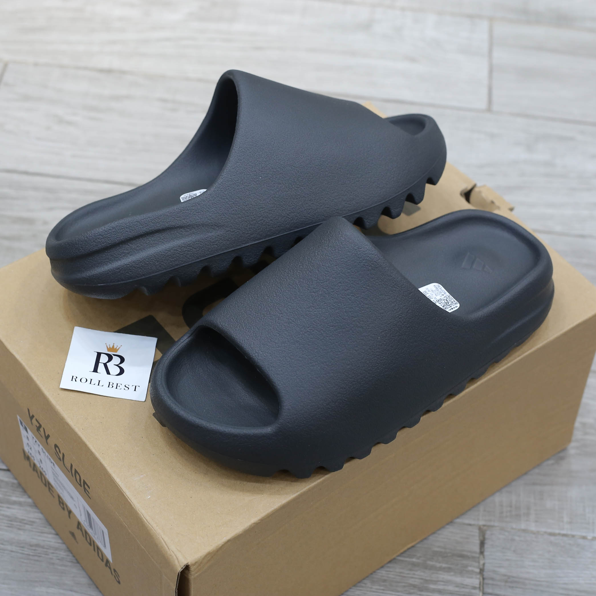 Dép adidas Yeezy Slides Granite