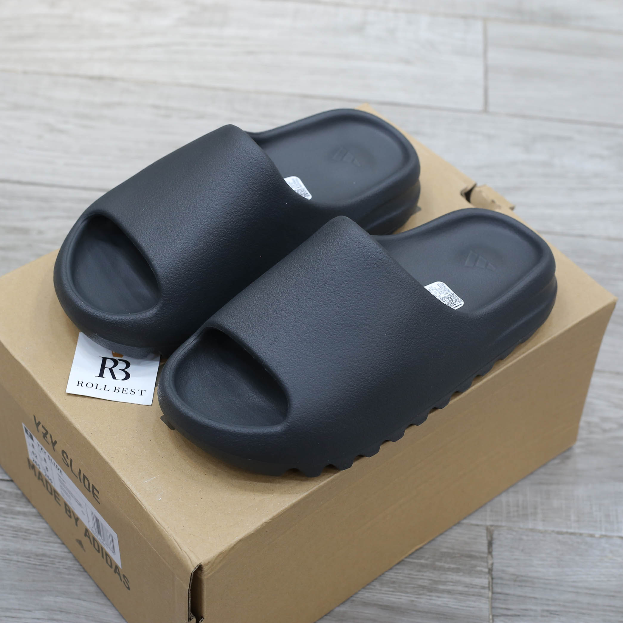 Dép adidas Yeezy Slides Granite