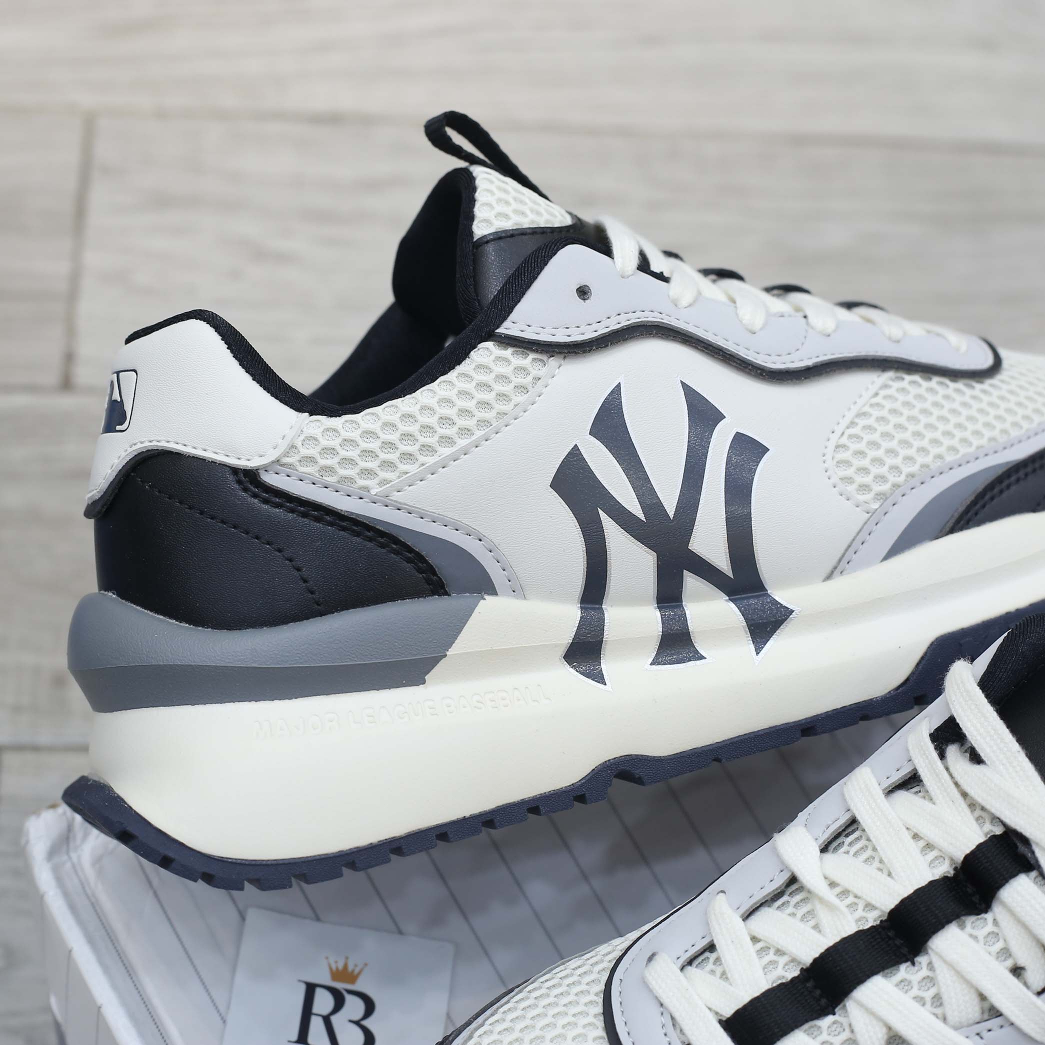 MLB Chunky Runner NY ‘Black White’